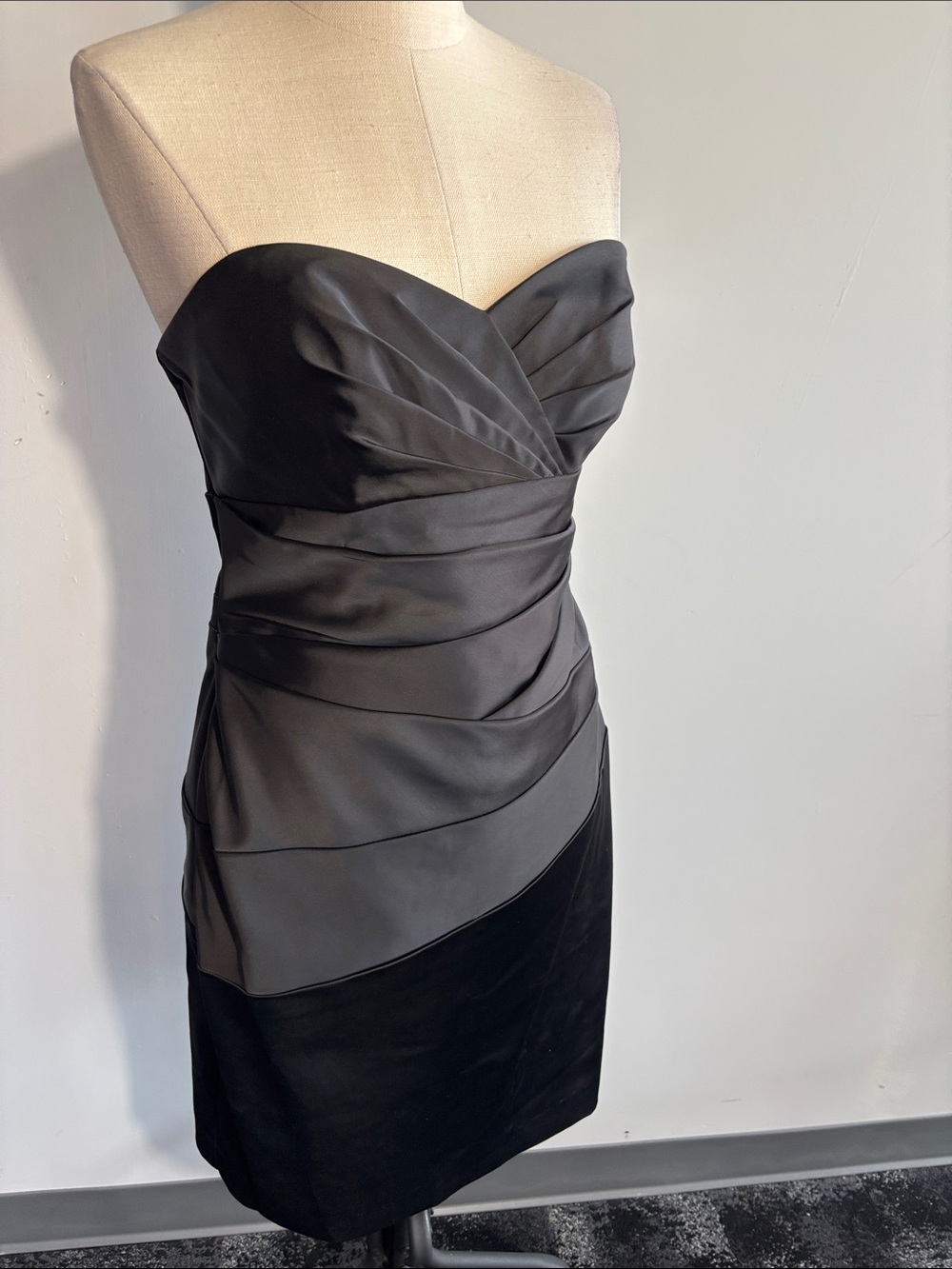 David's Bridal Strapless Black Layered Pleated Cocktail Dress